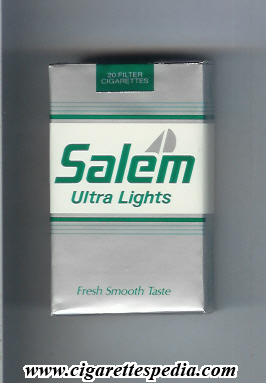 File:Salem with yacht ultra lights ks 20 s usa.jpg