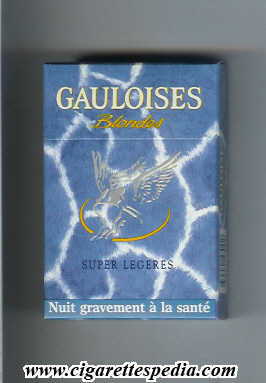File:Gauloises blondes collection design liberte toujours girafe super legeres ks 20 h light blue france.jpg