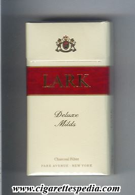 Lark (Charcoal Filter) (Deluxe Milds) L-20-H (white and red) - Japan and  USA