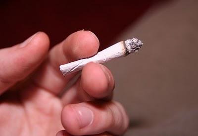 Hand-rolled cigarette